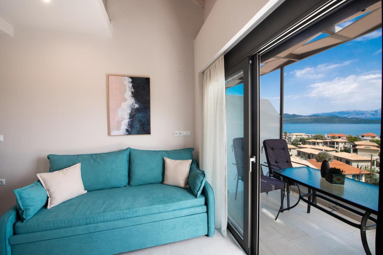 Above Blue Maisonettes Grey Diamond Nikiana Exterior photo
